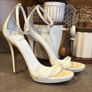 Burberry Designer Elegant Cream python High Heels Sz 39 (8.5-9)